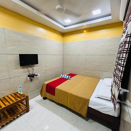 Gsr Residency Hotell Kanchipuram Eksteriør bilde
