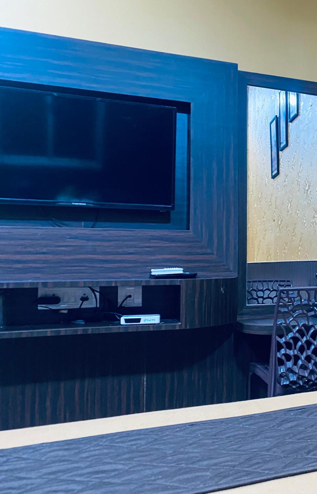 Gsr Residency Hotell Kanchipuram Eksteriør bilde